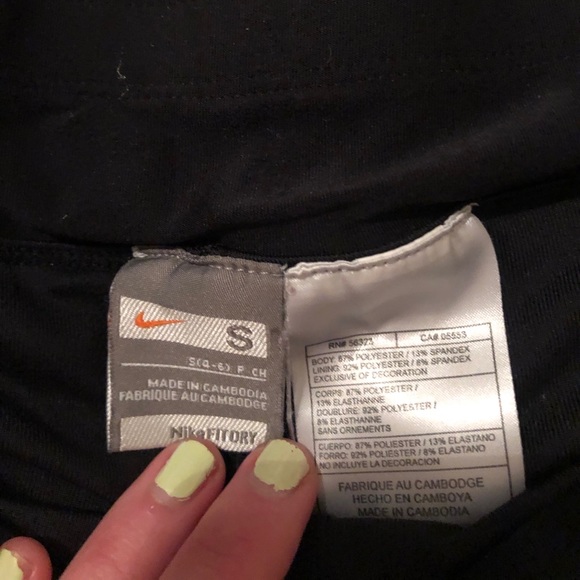 NIKE black running shorts! Size small - Picture 4 of 4